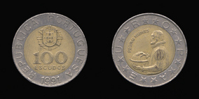 Aluminum-Bronze Center, Copper-Nickel Ring 100 Escudos of 